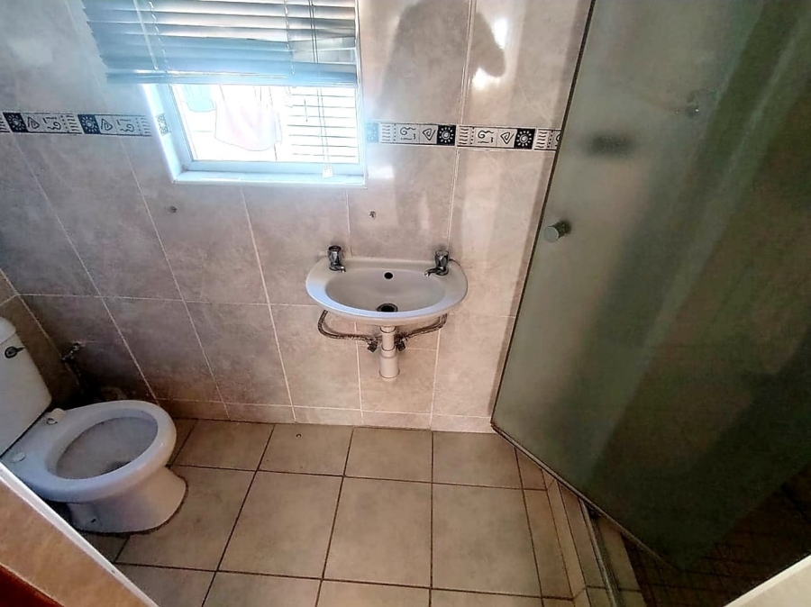 3 Bedroom Property for Sale in Cambridge West Eastern Cape